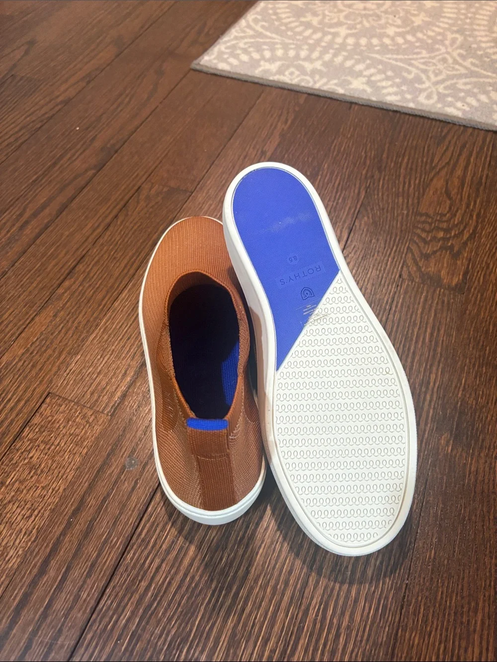 Rothy's Slip-On Knit Sneakers in Rust with White Sole size 8.5 women’s